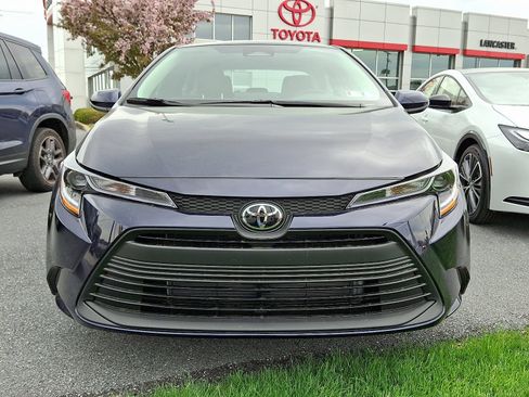 New 2026 Toyota Corolla LE image 2