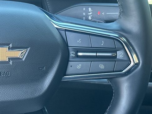 Used 2025 Chevrolet Equinox LT w/ Convenience Package II image 26