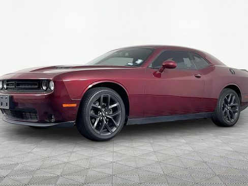Used 2019 Dodge Challenger SXT w/ Blacktop Package RWD image 1