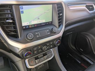 Used 2021 GMC Acadia SLT w/ Elevation Edition video 2