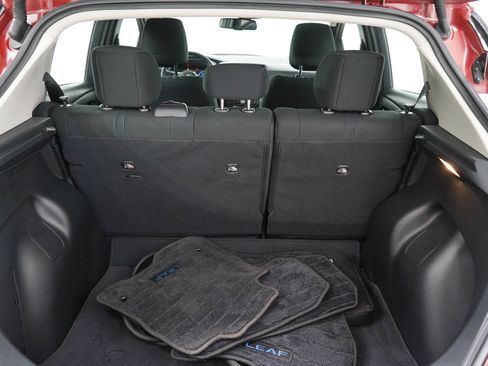 Used 2024 Nissan Leaf SV Plus FWD image 9