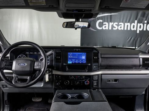 Used 2025 Ford F350 XLT image 15