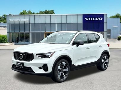 Used 2026 Volvo XC40 B5 Plus