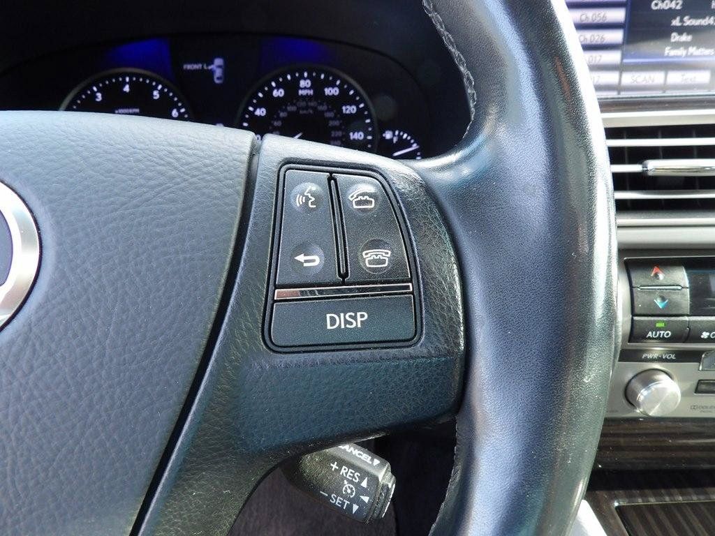 Used 2014 Lexus LS 460 w/ Comfort Package RWD image 16