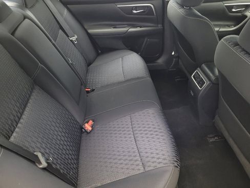 Used 2017 Nissan Altima 2.5 SV w/ Convenience Package FWD image 19