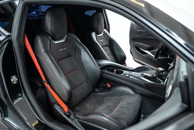 Used 2018 Chevrolet Camaro ZL1 RWD image 24