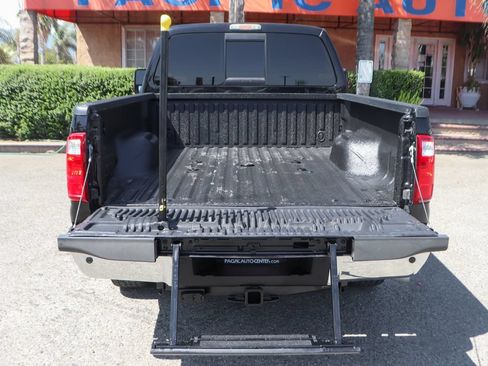 Used 2016 Ford F250 Lariat w/ Lariat Ultimate Package AWD/4WD image 8