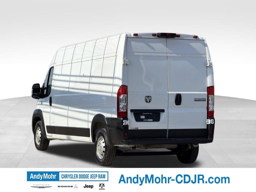 Used 2024 RAM ProMaster 2500 w/ Convenience Group FWD image 5