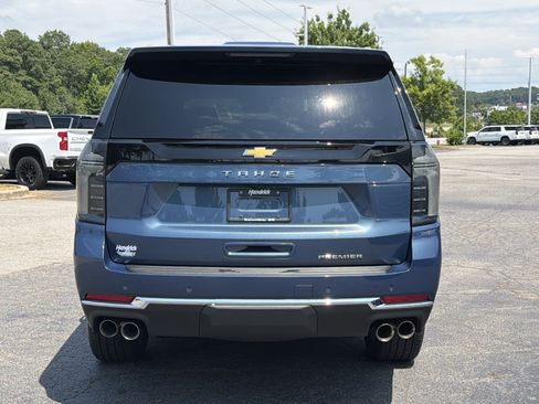 Used 2025 Chevrolet Tahoe Premier RWD image 11