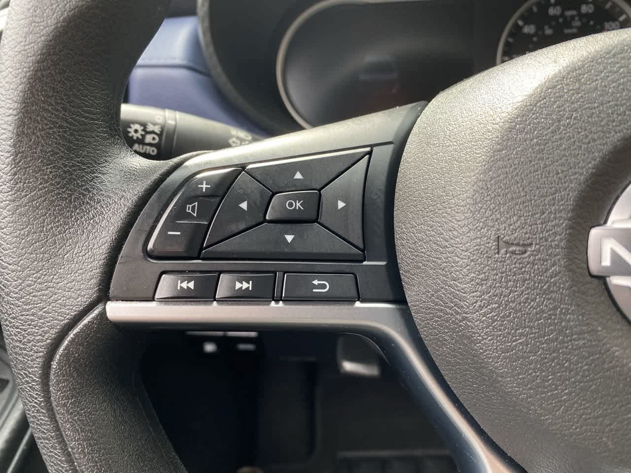 Used 2024 Nissan Versa SV FWD image 21