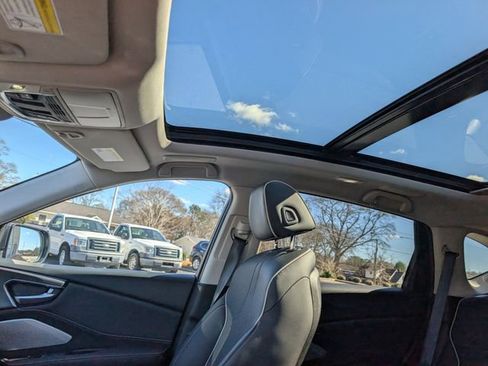 Used 2025 Acura RDX SH-AWD w/ Advance Package image 18