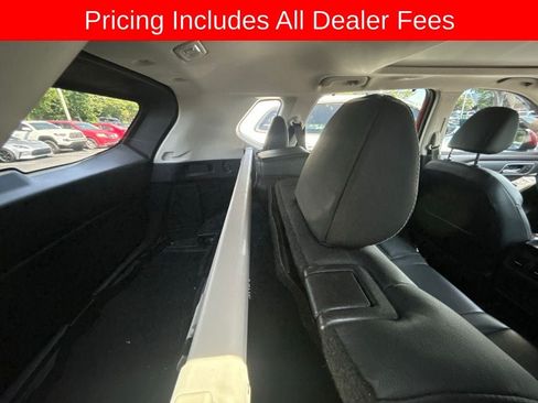 Used 2021 Nissan Rogue SL w/ Premium Package FWD image 6