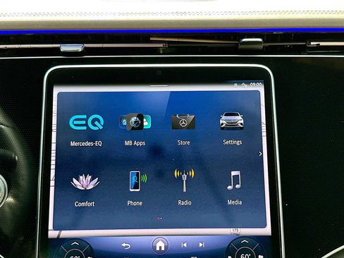 Certified 2023 Mercedes-Benz EQE 500 4MATIC SUV w/ Pinnacle Trim Package image 15