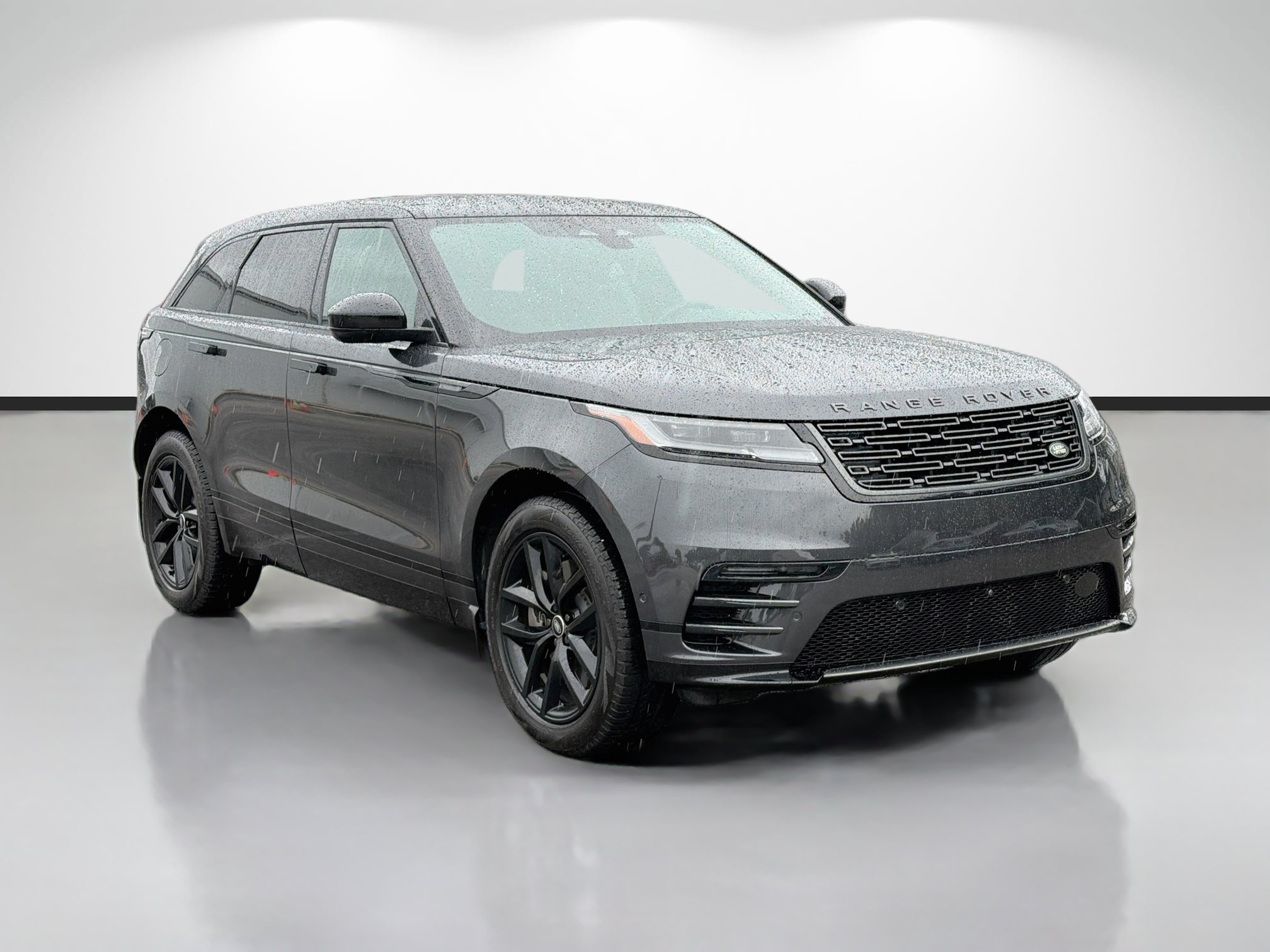 Used 2026 Land Rover Range Rover Velar Dynamic SE AWD/4WD image 1