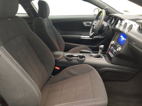 Used 2018 Ford Mustang Coupe w/ Equipment Group 101A RWD image 21