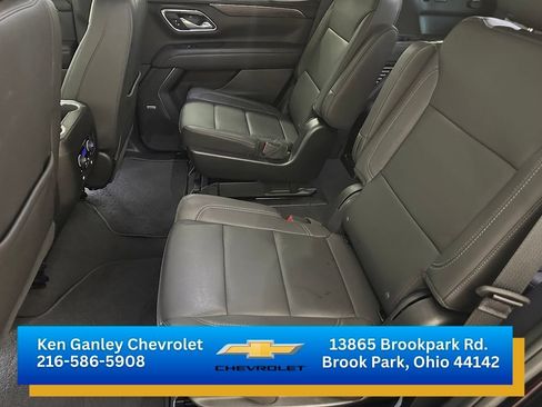 Used 2023 Chevrolet Tahoe LT w/ Luxury Package AWD/4WD image 17
