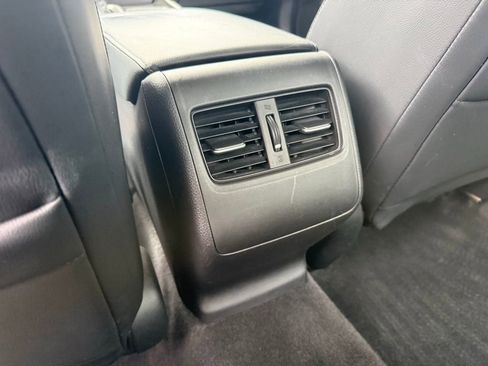 Used 2018 Honda Accord Touring image 31