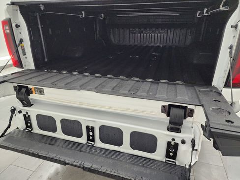 Used 2024 GMC Sierra 2500 Denali w/ Denali Reserve Package image 37