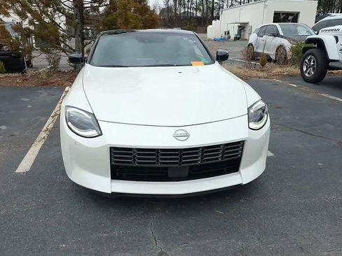 Used 2025 Nissan Z Performance w/ Floor Mat Package image 2