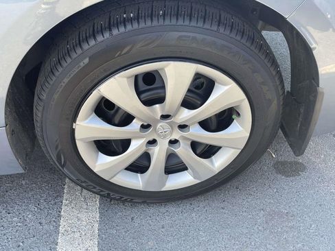 Used 2025 Toyota Corolla LE image 26