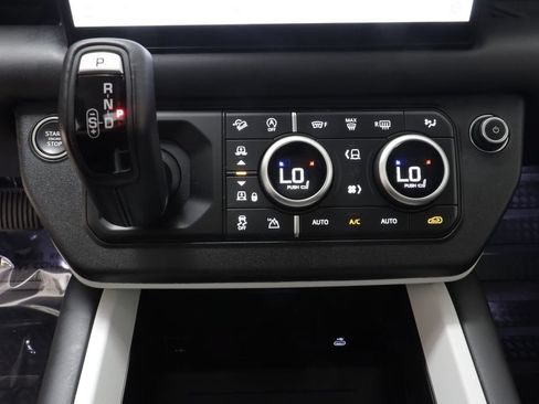 Certified 2025 Land Rover Defender 110 S AWD/4WD image 13