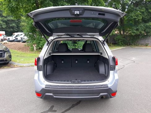 Used 2023 Subaru Forester Premium AWD/4WD image 32