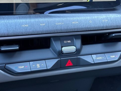 New 2026 Kia EV9 Wind image 21