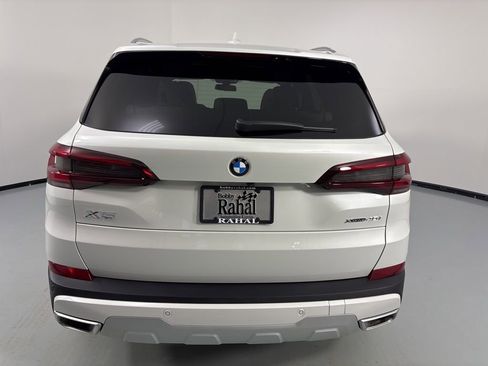 Certified 2023 BMW X5 xDrive40i w/ Executive Package image 6