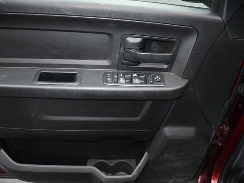 Used 2016 RAM 1500 Express AWD/4WD image 17