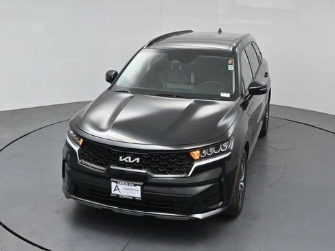Used 2023 Kia Sorento S w/ Panoramic Sunroof Package FWD image 45