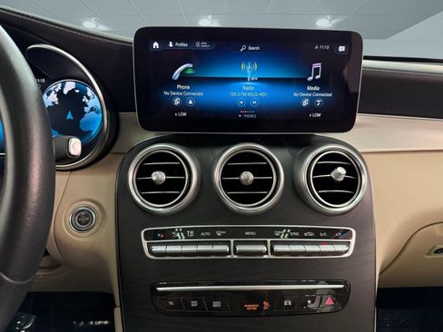 Used 2023 Mercedes-Benz GLC 300 4MATIC Coupe image 15