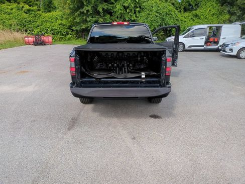 Used 2023 Nissan Frontier SV w/ Midnight Edition Package AWD/4WD image 20