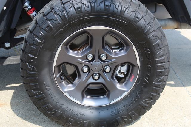 Used 2021 Jeep Gladiator Rubicon AWD/4WD image 9