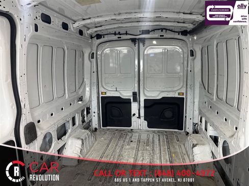 Used 2024 Ford Transit 250 148 Medium Roof Extended AWD image 13