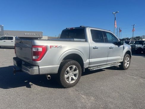 Used 2023 Ford F150 Lariat w/ Trailer Tow Package image 6