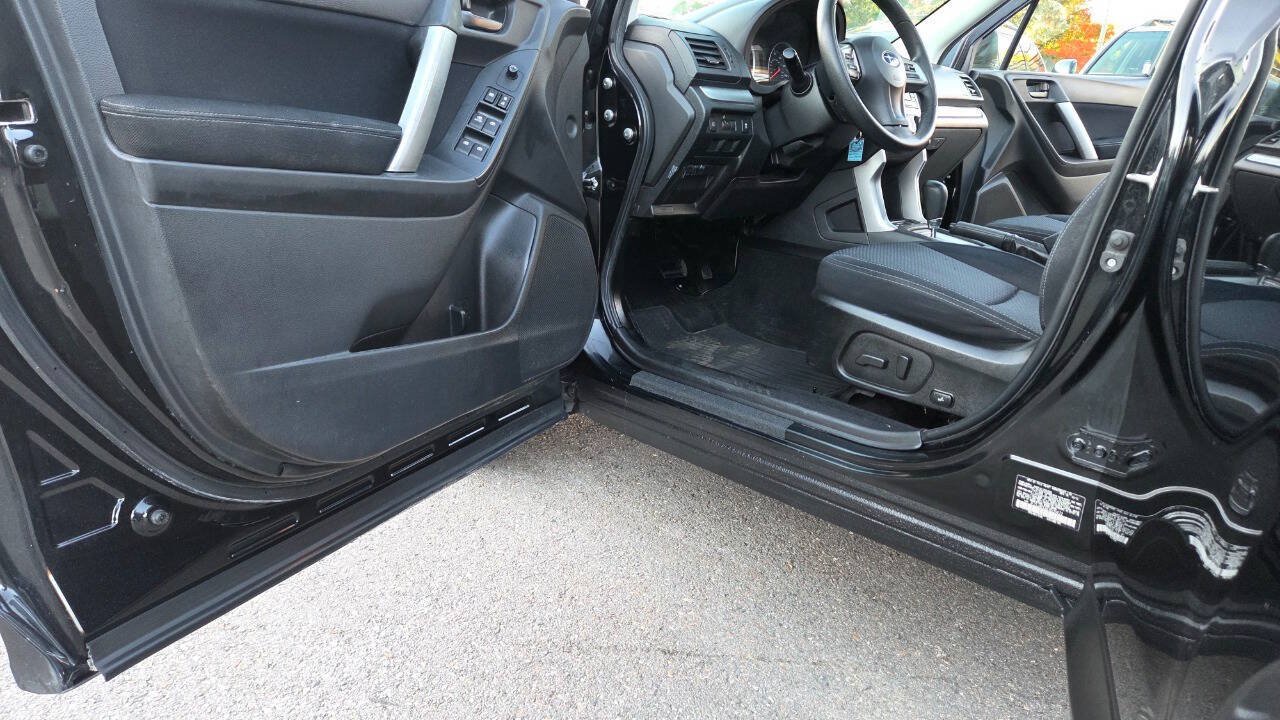 Used 2014 Subaru Forester 2.5i Premium w/ All-Weather Package AWD/4WD image 23
