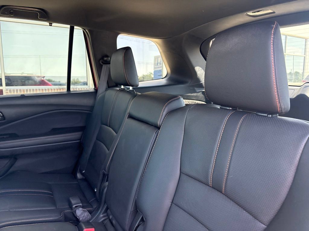 Certified 2023 Honda Passport TrailSport image 41