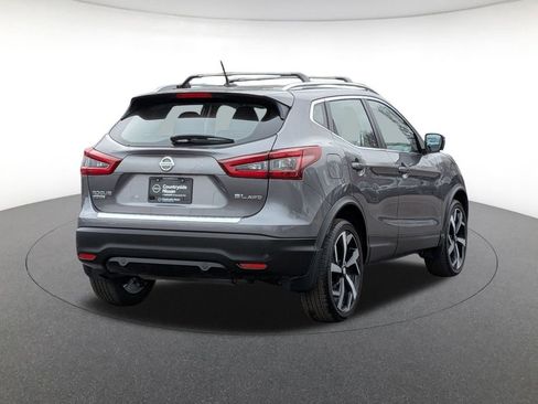 Used 2022 Nissan Rogue Sport SL image 5