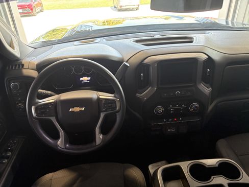 Used 2022 Chevrolet Silverado 3500 W/T w/ WT Convenience Package image 10