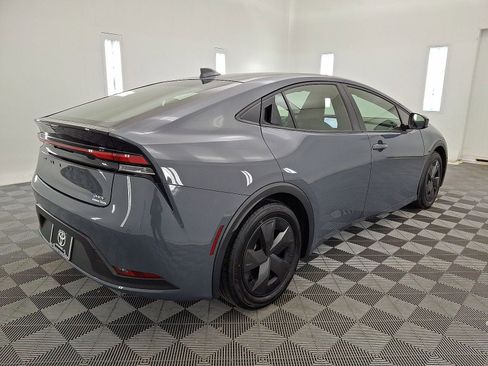 Used 2024 Toyota Prius LE image 24