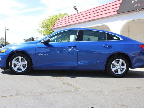 Used 2023 Chevrolet Malibu LS FWD image 38