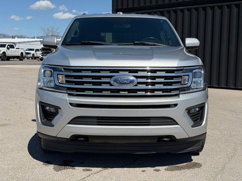 Used 2019 Ford Expedition Max XLT AWD/4WD image 2