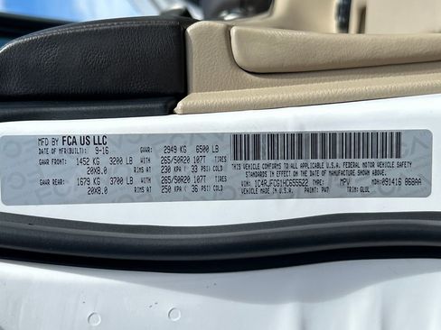 Used 2017 Jeep Grand Cherokee Overland image 37