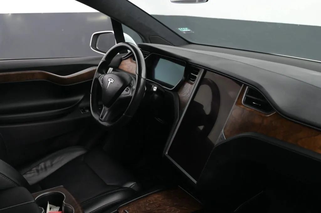 Used 2019 Tesla Model X Long Range AWD/4WD image 50