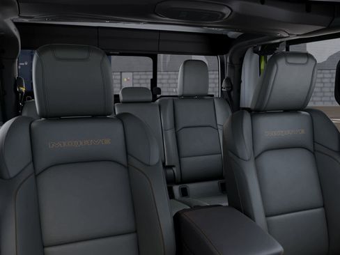 New 2025 Jeep Gladiator Mojave AWD/4WD image 26