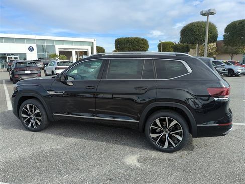 New 2026 Volkswagen Atlas SEL Premium R-Line image 10