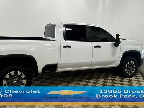 Certified 2024 Chevrolet Silverado 2500 Custom w/ Custom Convenience Package image 4