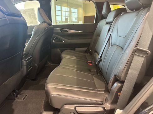 New 2026 INFINITI QX60 Luxe w/ Cargo Package FWD image 9