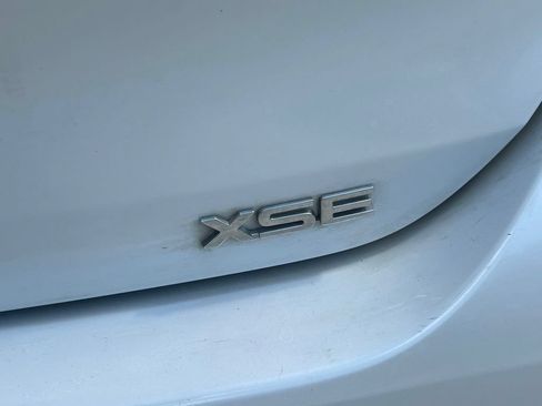 Used 2022 Toyota Highlander XSE FWD image 14