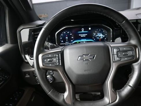 Used 2023 Chevrolet Silverado 1500 ZR2 AWD/4WD image 4